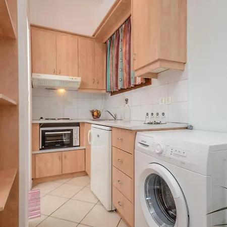 Vaso Studios In Town With Parking Naxos City